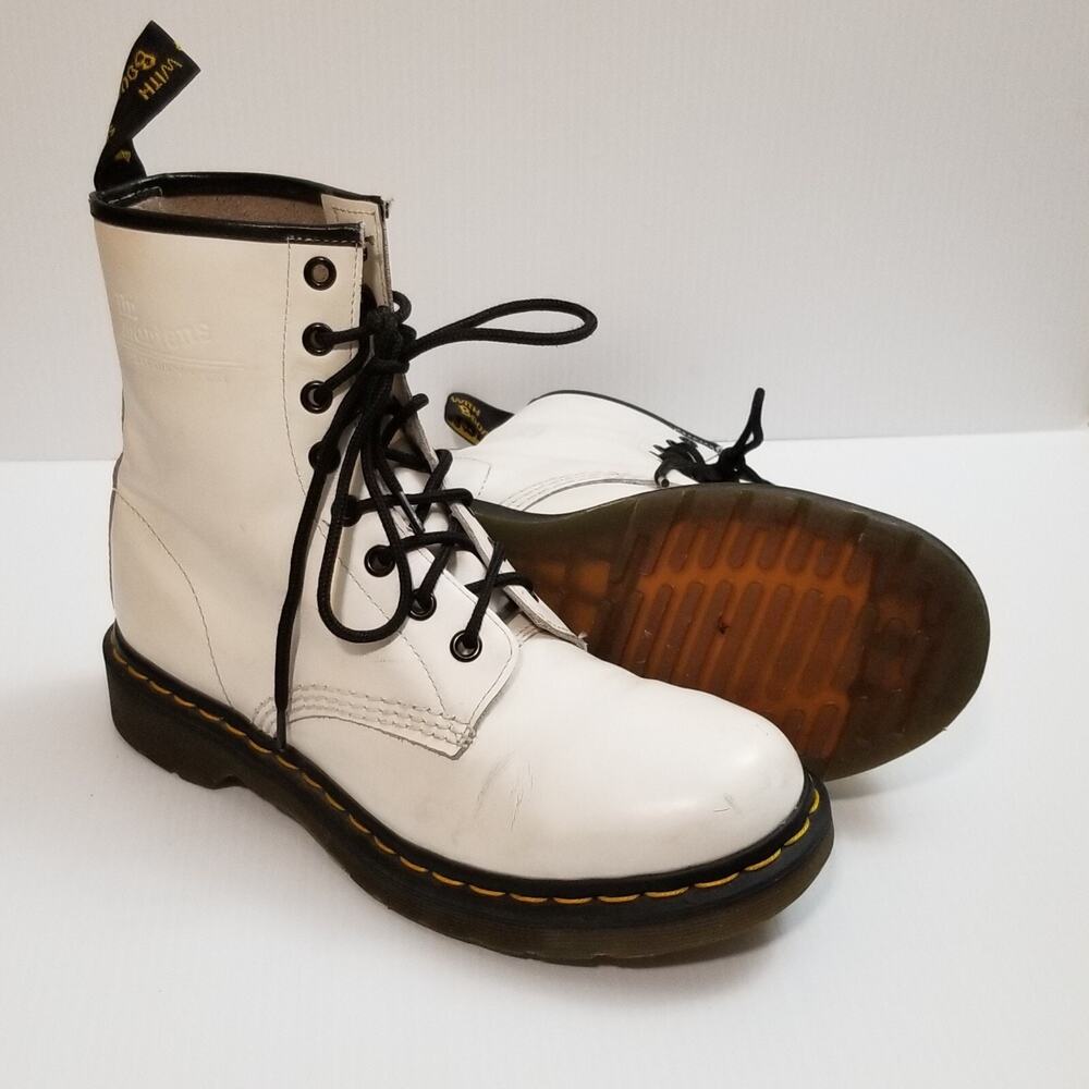 Dr Martens Leather Combat Boot White Women Sz 8 Doc AirWair 11821 Oil Resistant - Picture 3 of 15